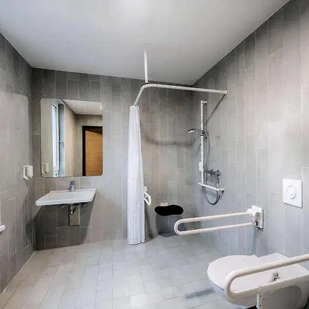 Szálloda Schwerin-sued 3*